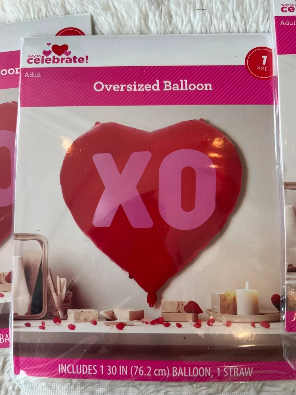 Valentine’s Day Decor Craft Bundle Balloon treat box garland